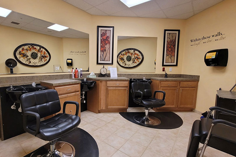 Salon, Barbershop at Superior Residences of Lecanto